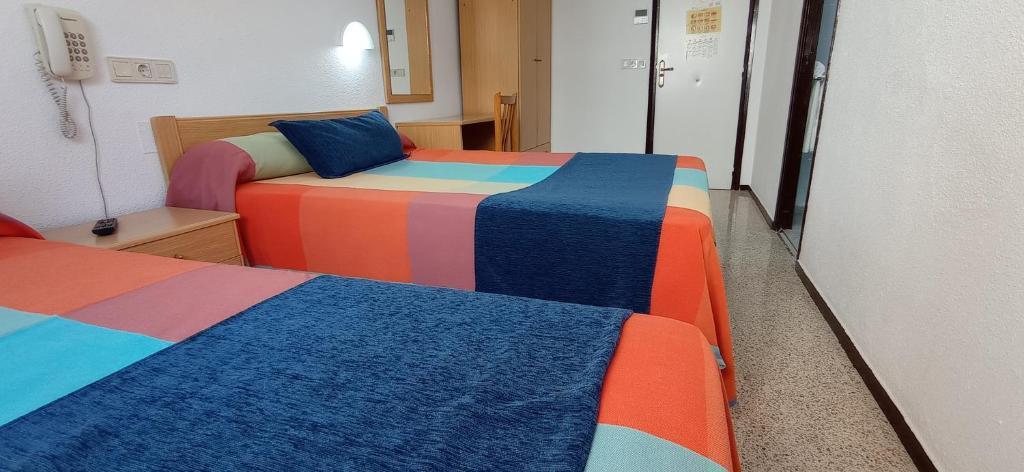 Hostal El Mercat 빌라조요사 외부 사진