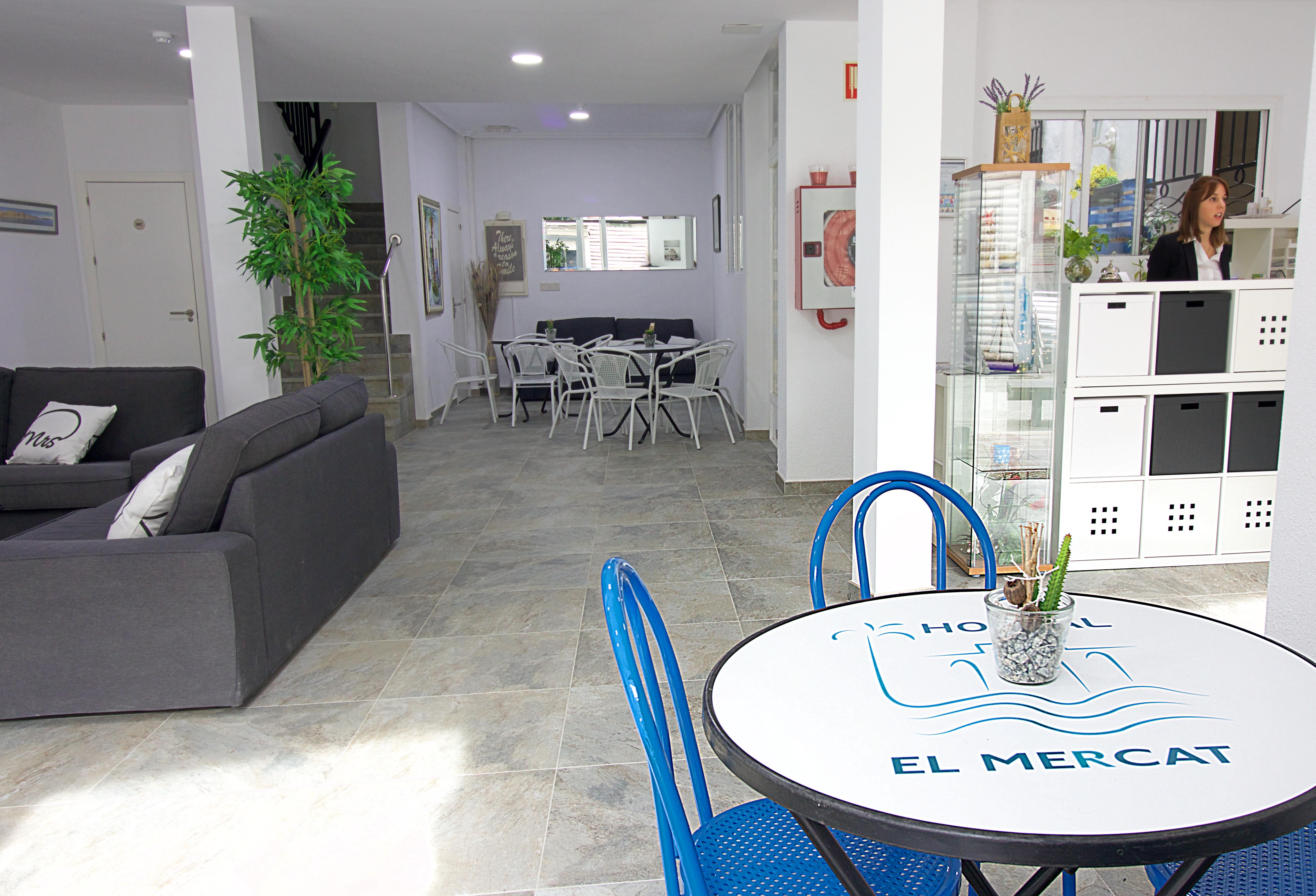 Hostal El Mercat 빌라조요사 외부 사진